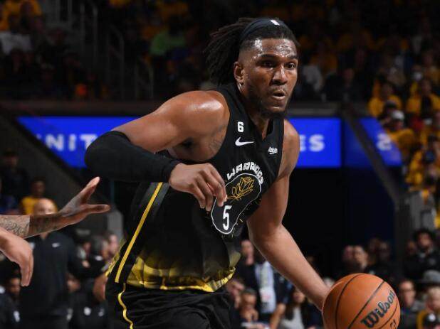 九游体育-进攻篮板之王！卢尼3次封王：勇士头号硬汉价廉物美